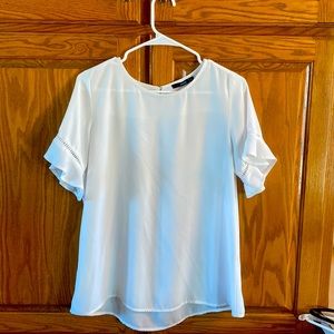 Pretty simple white blouse!! Size L